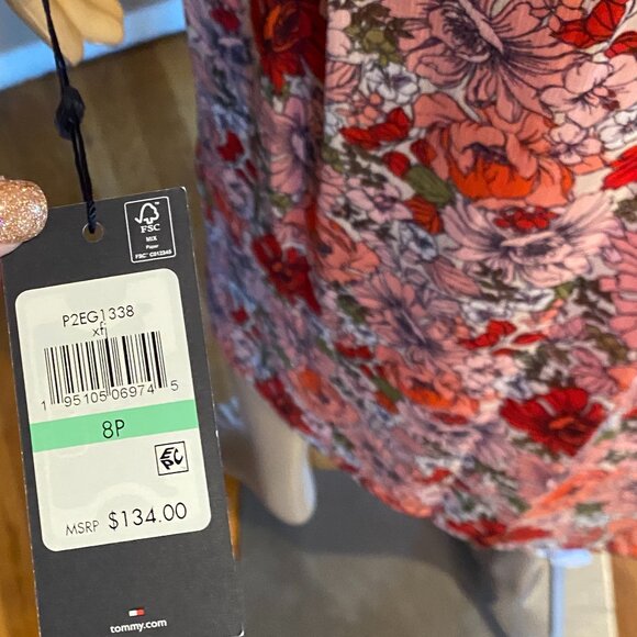 Tommy Hilfiger Floral Chiffon L/S Dress NWT Size 8P - Picture 4 of 7